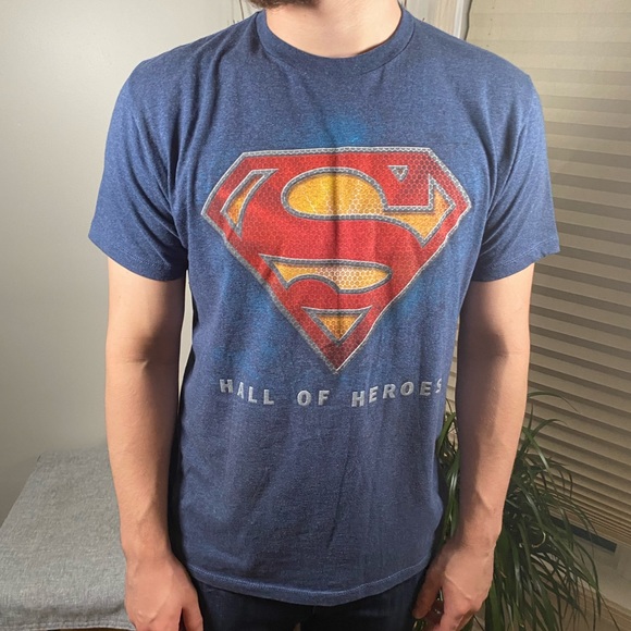 DC Superman Men’s Large T-Shirt - Picture 1 of 4